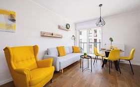 Przytulny Apartament Na Wroclawskiej Z Parkingiem W Krakowie By Noclegi Renters